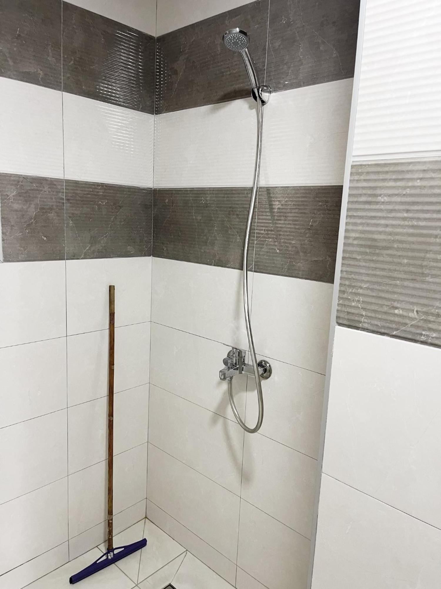 Infinity Plaza Hotel Gjakova Экстерьер фото