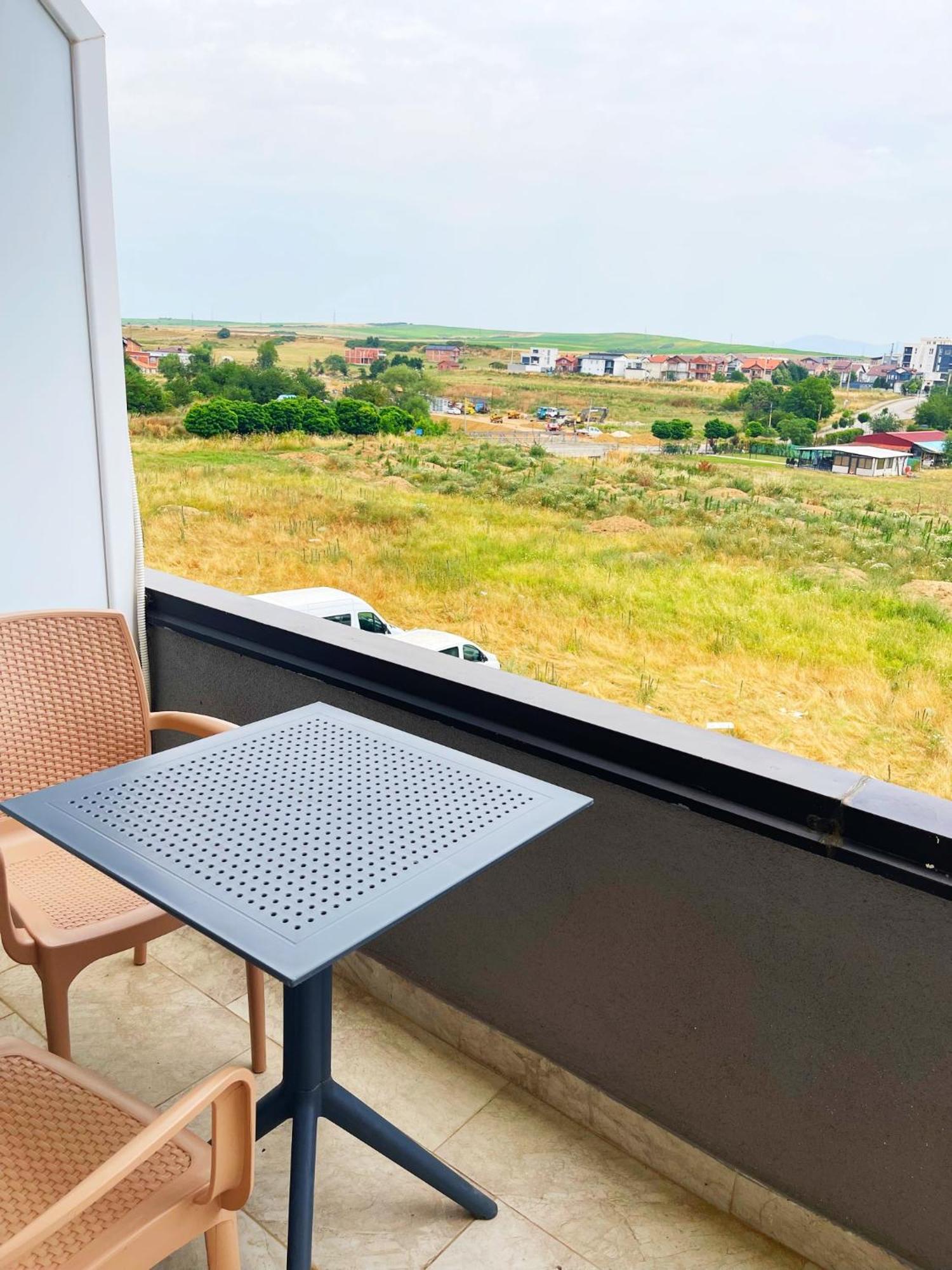 Infinity Plaza Hotel Gjakova Экстерьер фото